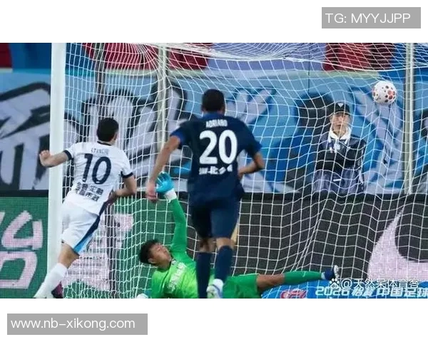 贝维斯随武汉三镇冬训于泰国全力备战新赛季中超赛事