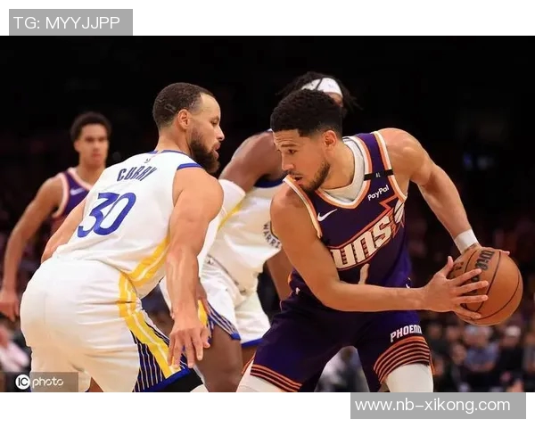 布克谈球队连败心态称更衣室氛围积极向上